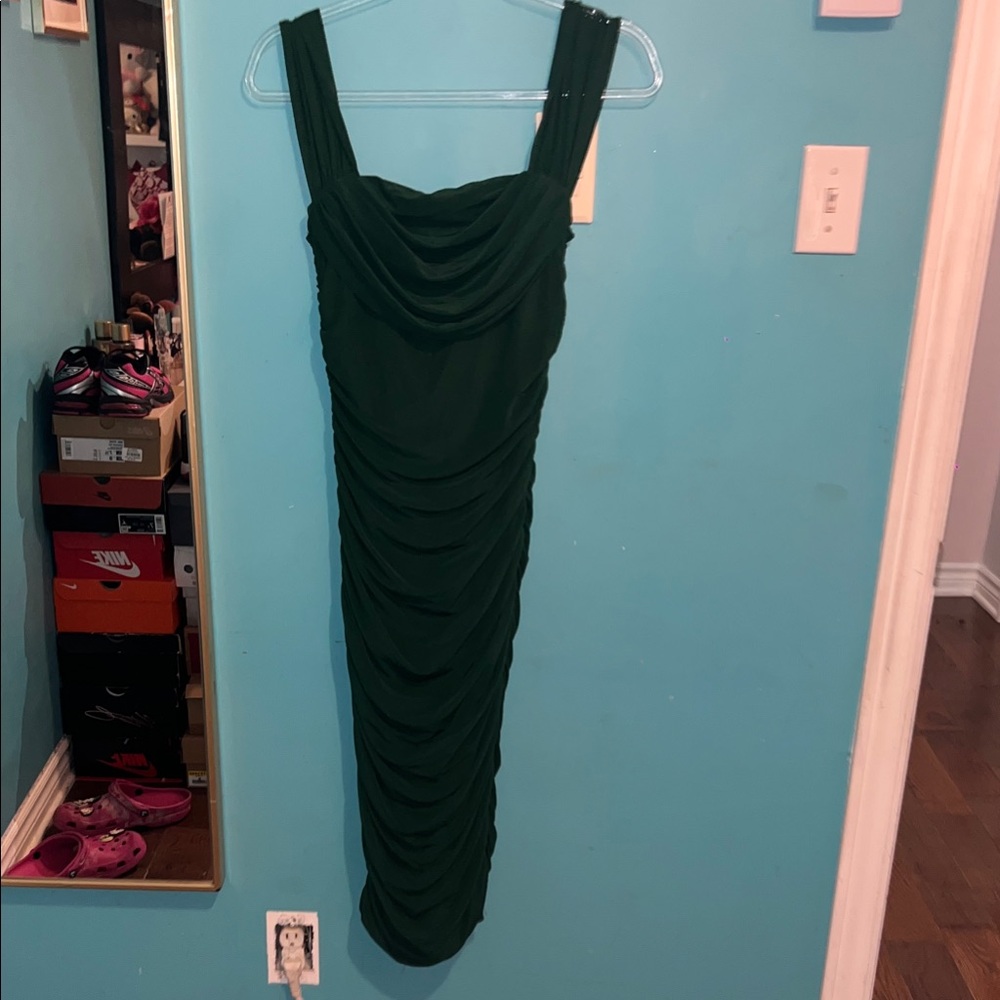 Elegant Strapless Forest Green Dress